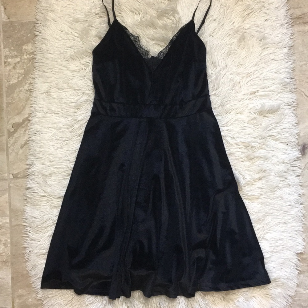 LULUS Black Crushed Velvet Dress